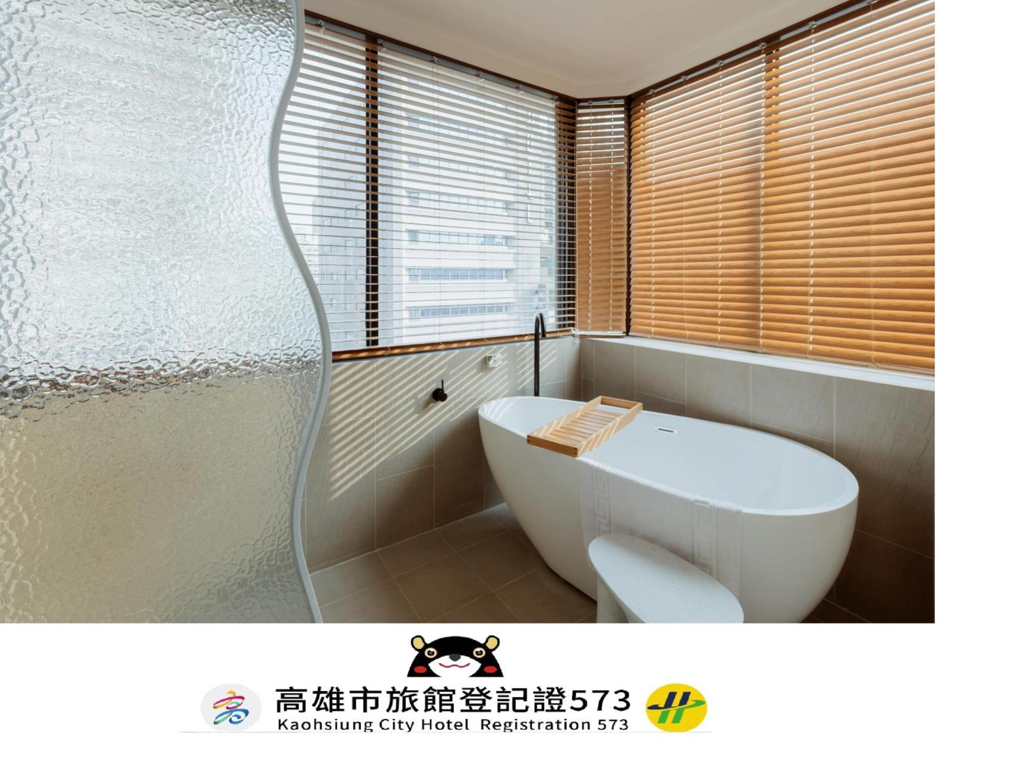 Just Inn Kaohsiung Exterior photo