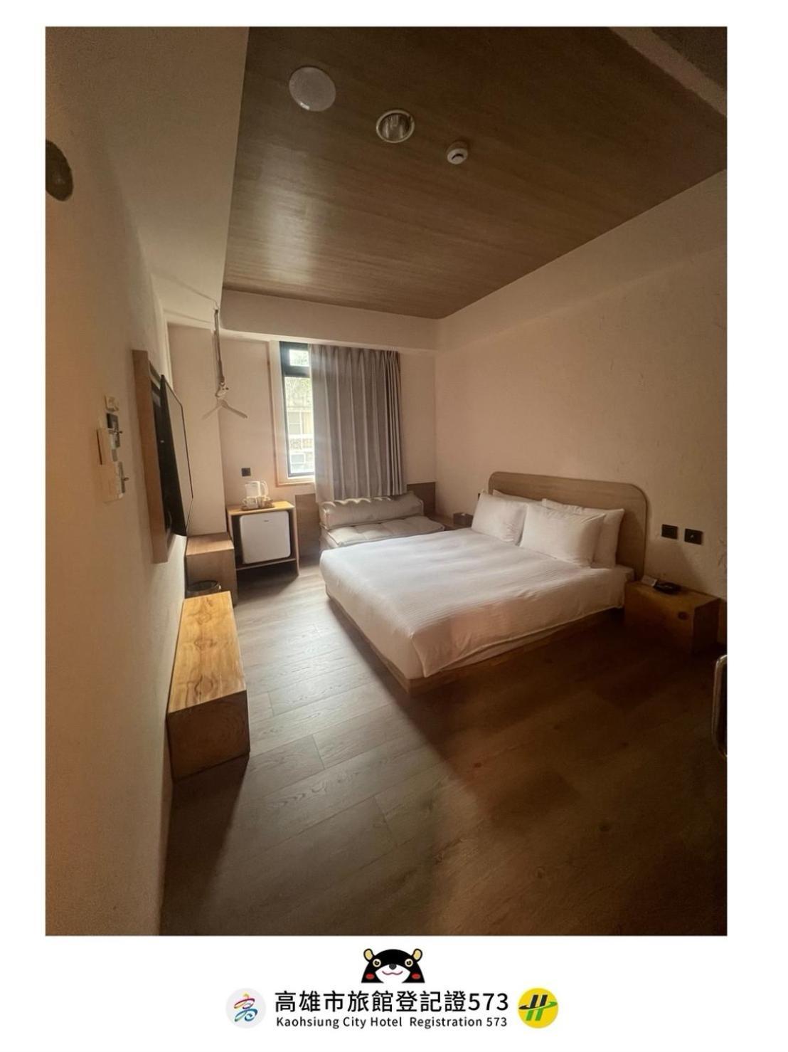 Just Inn Kaohsiung Exterior photo